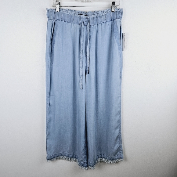 Zac & Rachel Pants - Zac & Rachel Blue Chambray Wide Leg Cropped Pants Capris NWT, size Large